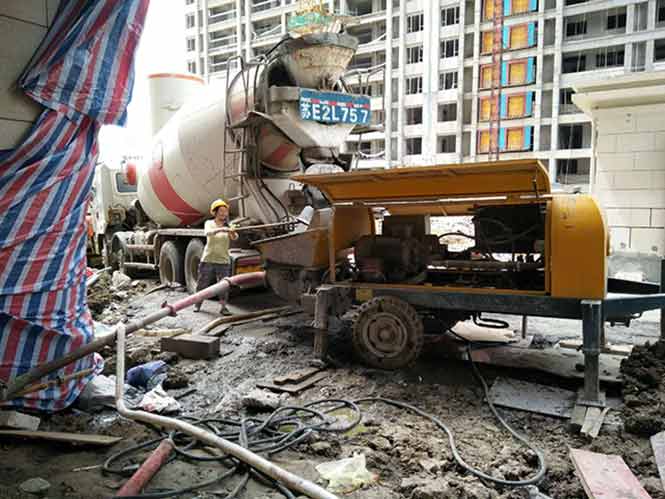 7月15日苏州细石混凝土泵合作江苏省建天铂华庭项目 7月15日苏州细石混凝土泵合作江苏省建天铂华庭项目