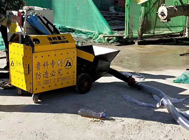 10月16日小型混凝土泵合作长广工程建设南浔城东分区地块项目 10月16日小型混凝土泵合作长广工程建设南浔城东分区地块项目