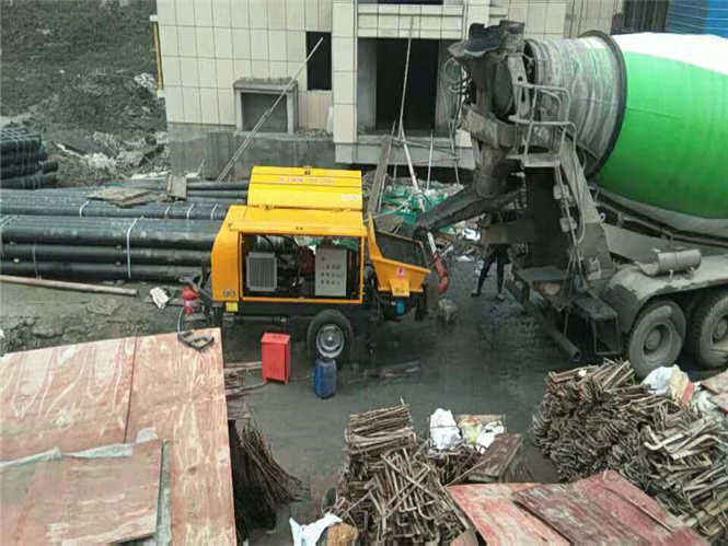 25细石混凝土泵合作中建八局合肥离子医学中心项目 25细石混凝土泵合作中建八局合肥离子医学中心项目