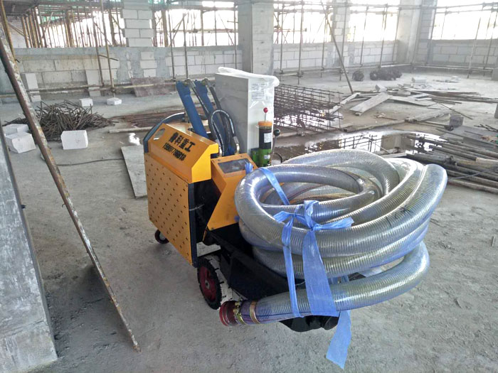 构造柱输送泵施工现场