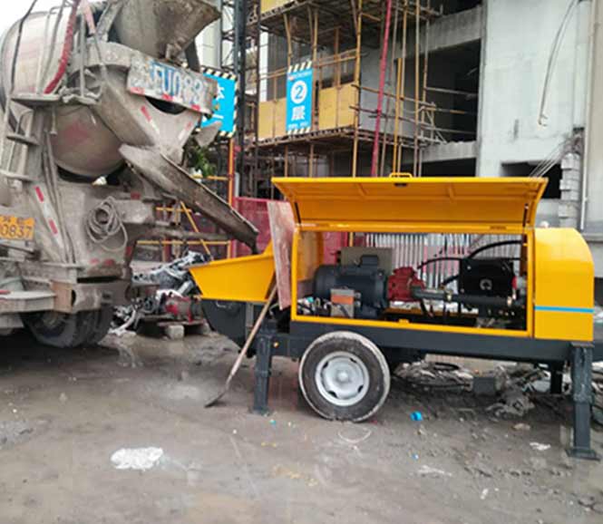 7月9日浙江细石混凝土泵合作三门建安碧桂园时代城项目